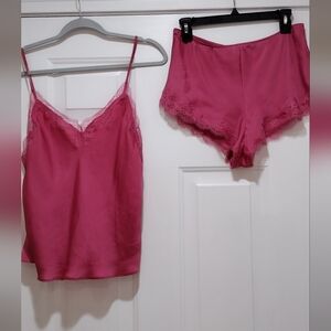 Victoria Secret Pink DatinPajama Short Set Size Medium